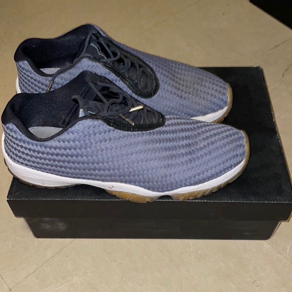 Jordan Futures grey